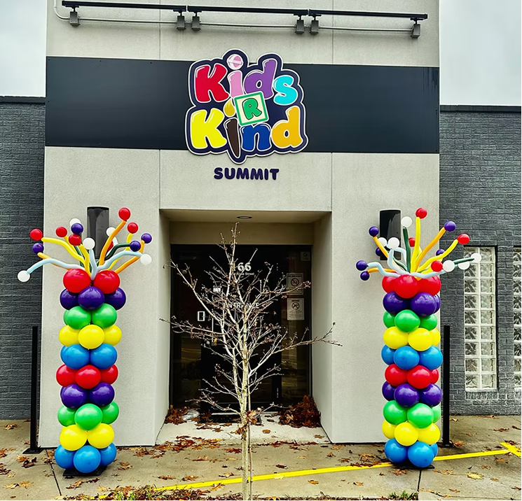 Balloon Dude storefront at Kids R Kids — 138 E Aurora Rd, Northfield OH
